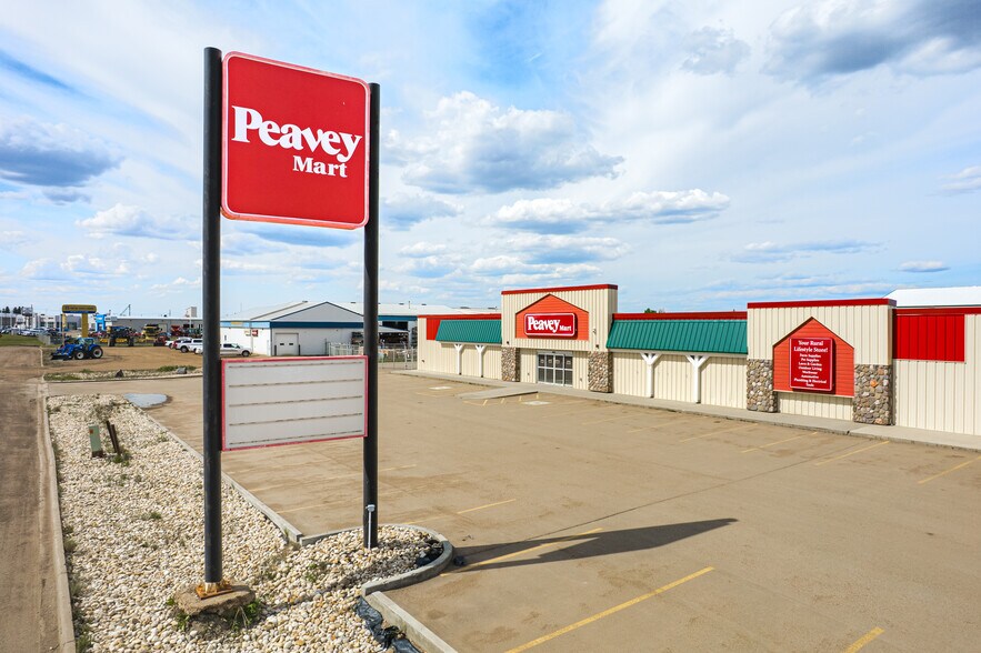 50 Ave, Vegreville, AB à vendre - Photo de l’immeuble – Image 3 sur 4
