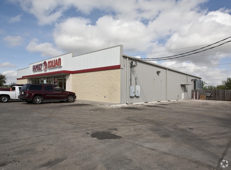 3724 Buddy Owens Ave, McAllen, TX à louer - Photo de l’immeuble – Image 2 sur 2