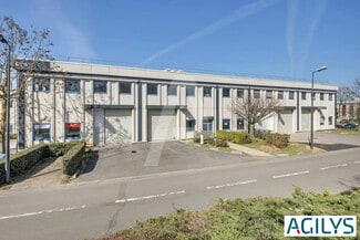 Plus de détails pour Local d'activités à louer