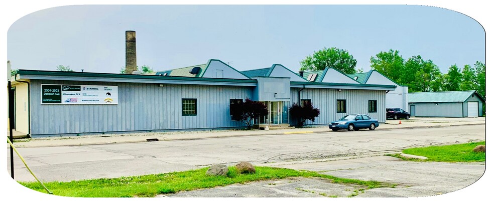 2501-2503 Deborah Ave, Zion, IL à louer - Photo de l’immeuble – Image 1 sur 10