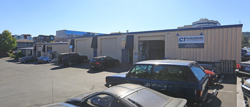 1400 Central Rd, Walnut Creek, CA à louer - Photo de l’immeuble – Image 2 sur 2