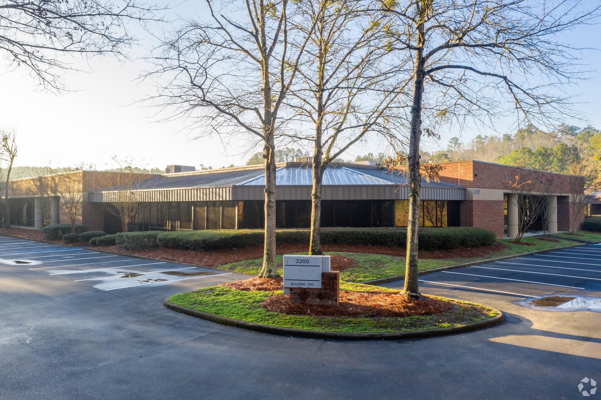 2100 Riverchase Pky, Birmingham, AL à louer Photo de l’immeuble– Image 1 sur 7