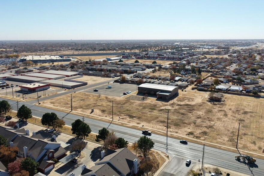 5833 4th St, Lubbock, TX à vendre - Photo de l’immeuble – Image 1 sur 4