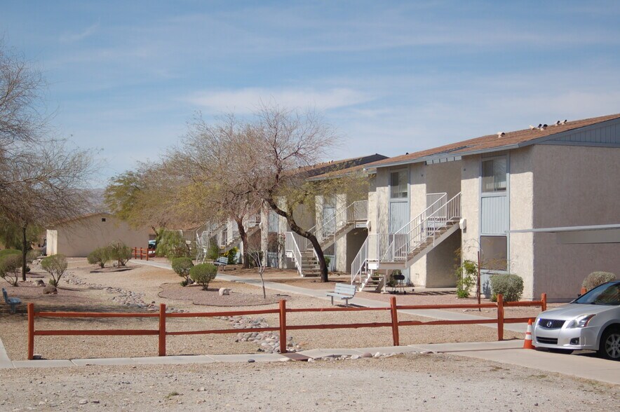 1770 Arriba Dr, Bullhead City, AZ à vendre - Photo principale – Image 1 sur 6