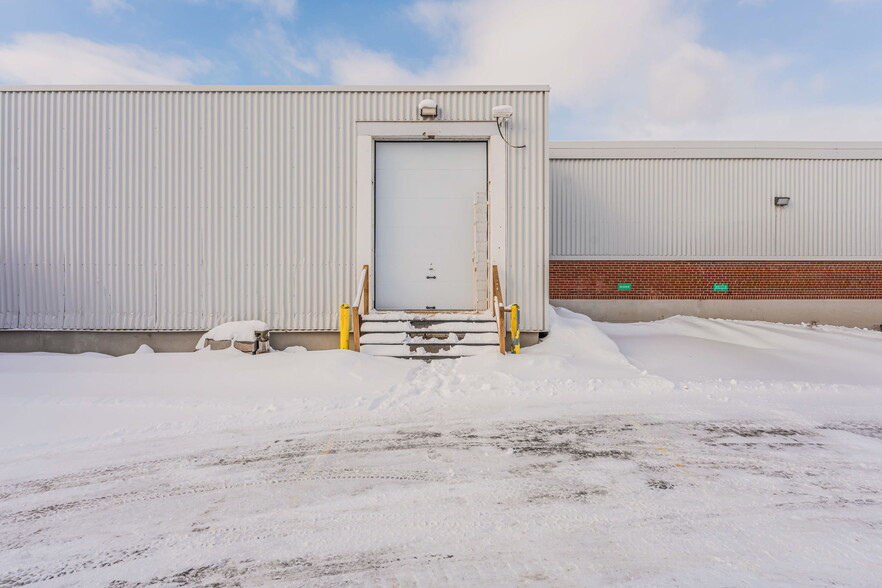 2707 Av Dollard, Montréal, QC à louer - Photo de l’immeuble – Image 3 sur 3