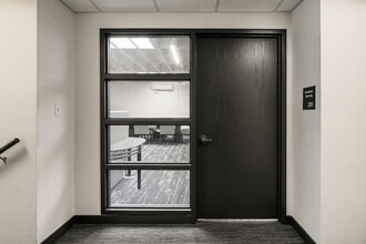129-141 Park Ln, Kirkland, WA à louer Photo intérieure– Image 1 sur 5