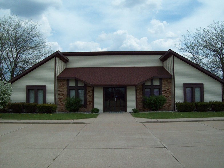 1150 N Ottokee St, Wauseon, OH à louer - Photo de l’immeuble – Image 2 sur 15