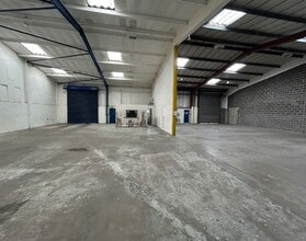 Swinton Industrial Estate Rd, Manchester à louer Photo intérieure– Image 1 sur 2
