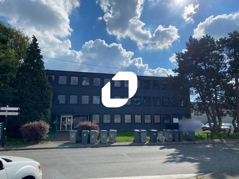 16 Place Gambetta, Wasquehal à louer - Photo de l’immeuble – Image 3 sur 6