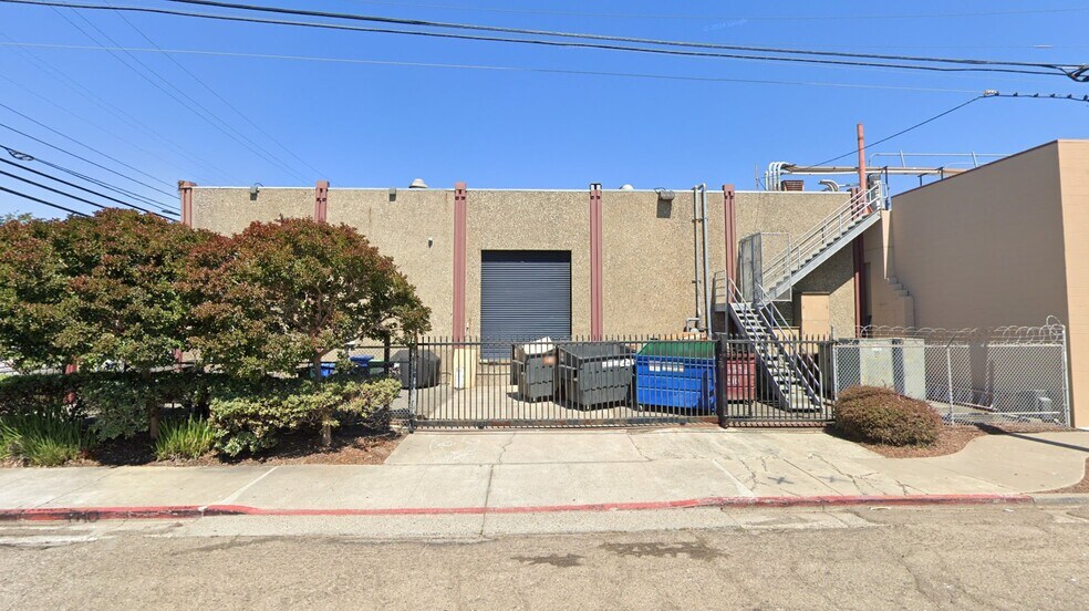 950 Gilman St, Berkeley, CA à louer - Photo de l’immeuble – Image 3 sur 12