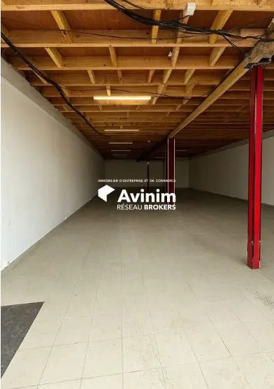 Plus de détails pour Bureau, Industriel/Logistique à louer