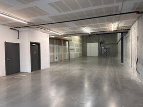 3425 189th St, Surrey, BC à louer Photo intérieure– Image 2 sur 5