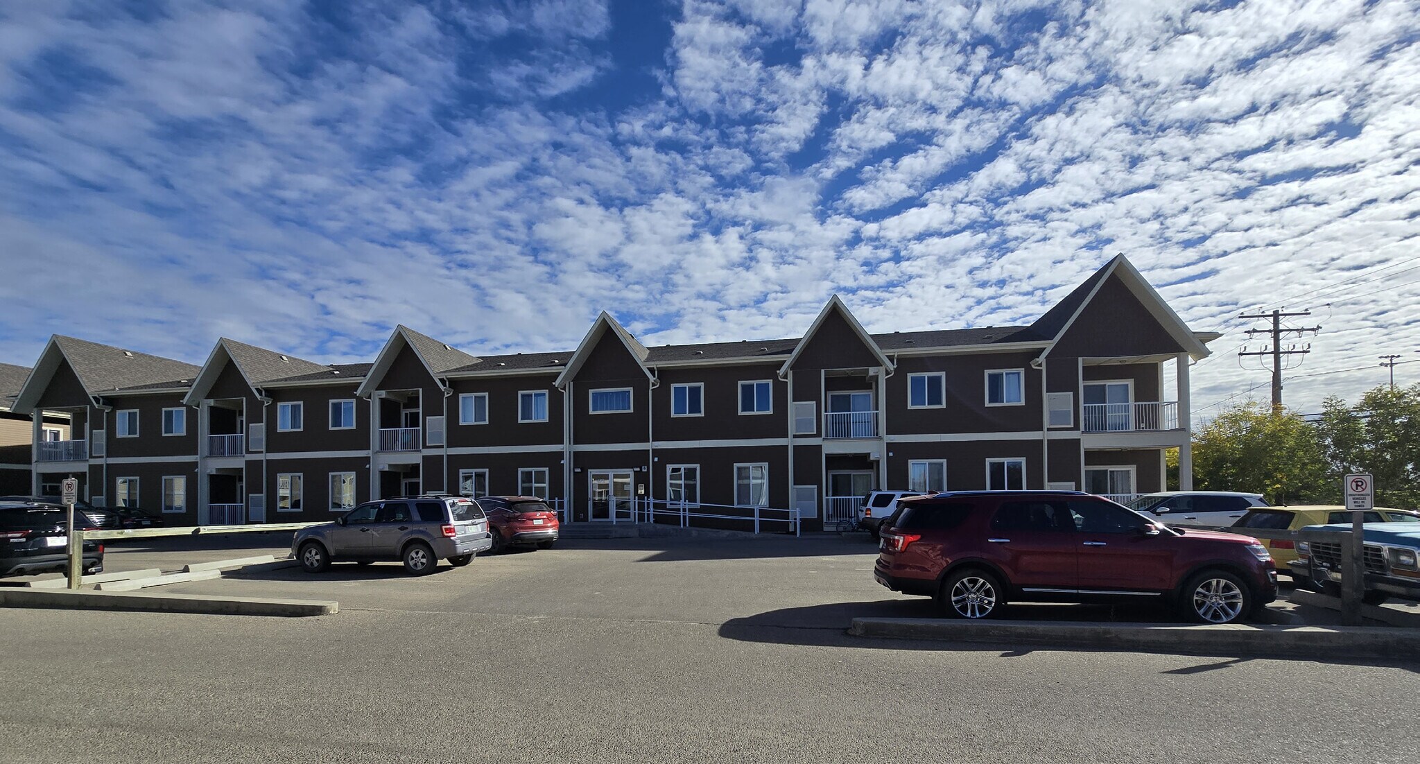 475 1st Av NW, Weyburn, SK à vendre Photo de l’immeuble– Image 1 sur 4