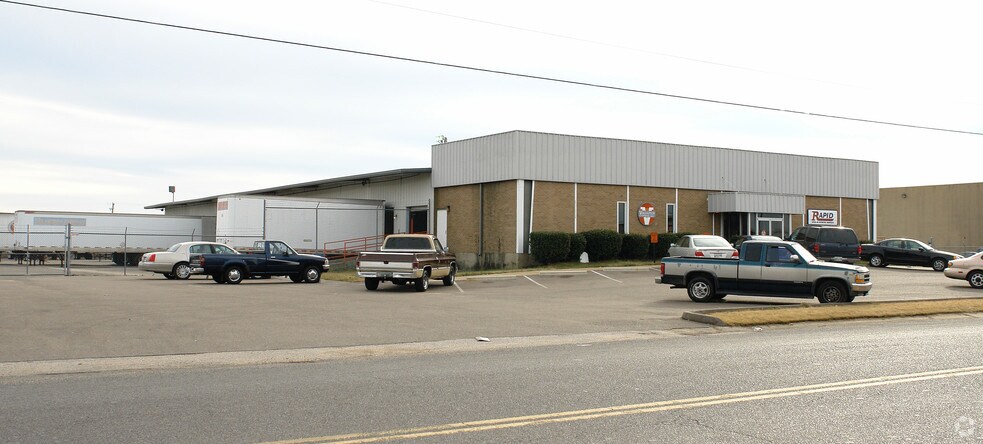 3126 Carrier St, Memphis, TN à vendre - Photo de l’immeuble – Image 2 sur 3
