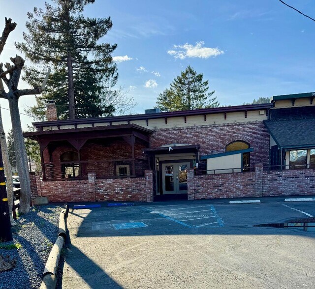 16246-16251 Main St, Guerneville, CA à louer - Photo principale – Image 1 sur 4