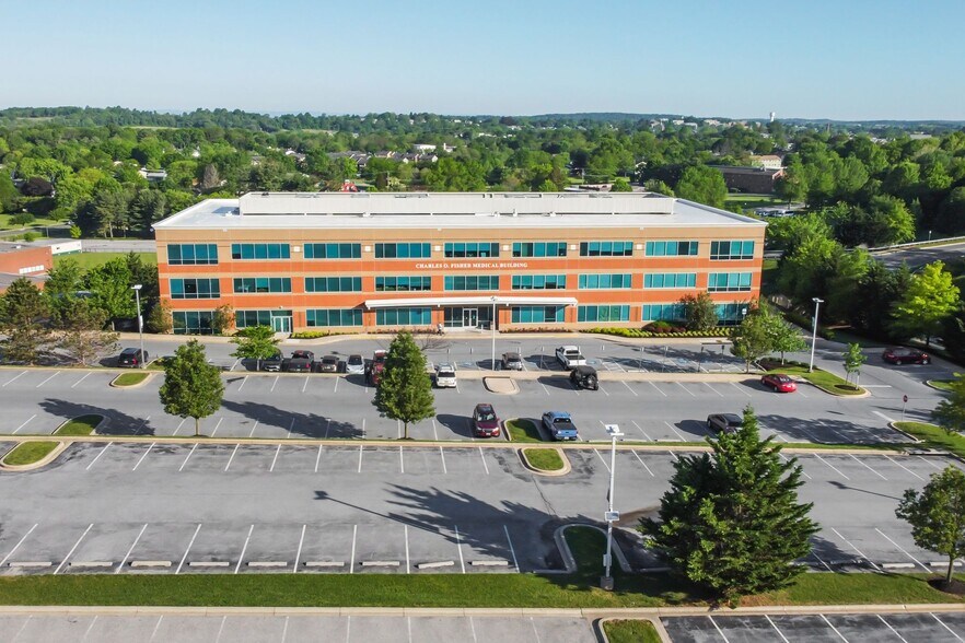 193 Stoner Ave, Westminster, MD à louer - Photo de l’immeuble – Image 2 sur 12