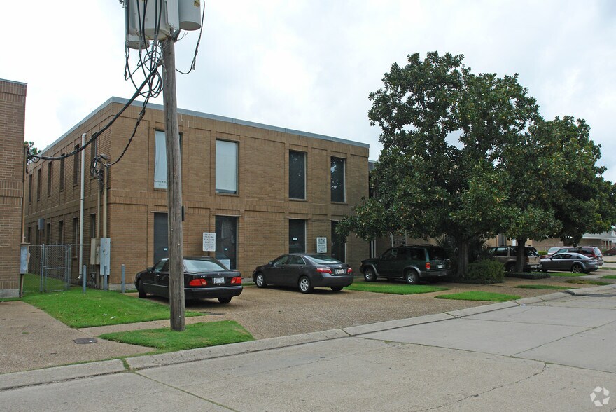3000 kingman St, Metairie, LA à louer - Photo de l’immeuble – Image 2 sur 5