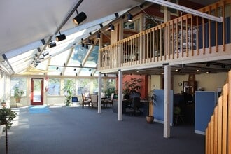 430 Maple St, Danvers, MA à louer Photo intérieure– Image 1 sur 25