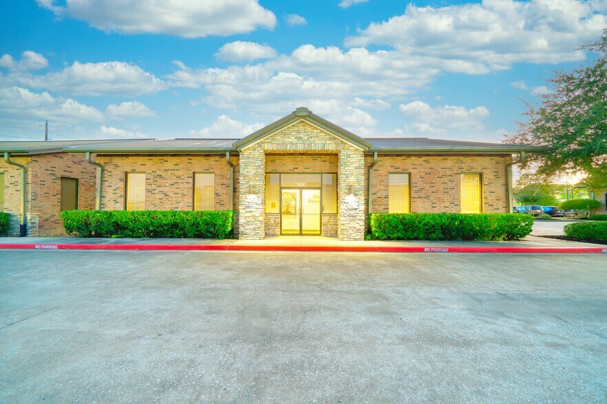 15430 Ridge Park Dr, Houston, TX à vendre - Photo de l’immeuble – Image 2 sur 33