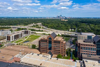 1550 Utica Ave S, Saint Louis Park, MN - Vue aérienne  vue de carte - Image1