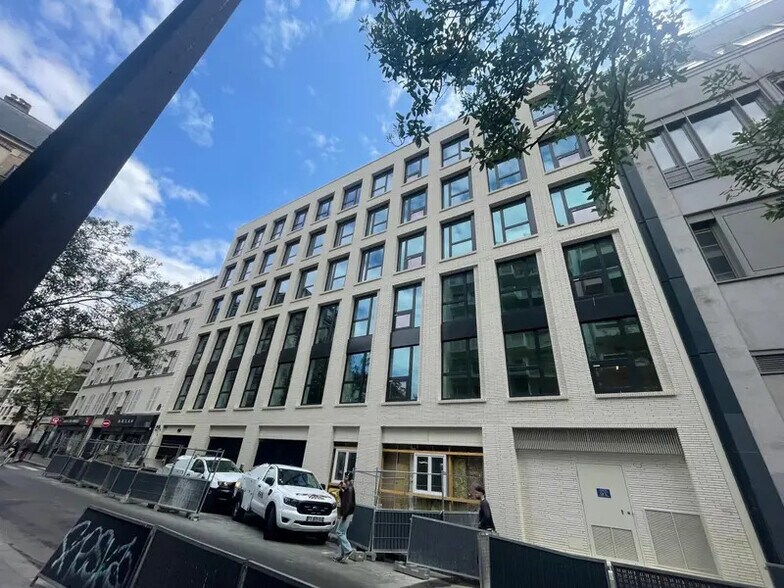 36 Rue Du Chemin Vert, Paris à louer - Photo de l’immeuble – Image 2 sur 20