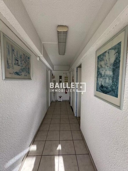 Bureau dans Antibes à vendre - Photo intérieure – Image 3 sur 6