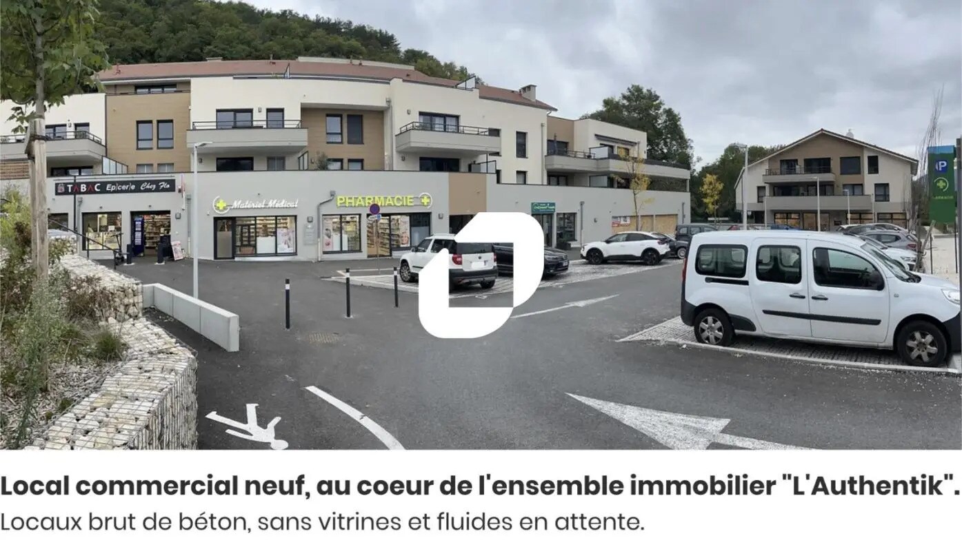 Local commercial dans Noyarey à louer Photo de l’immeuble– Image 1 sur 9