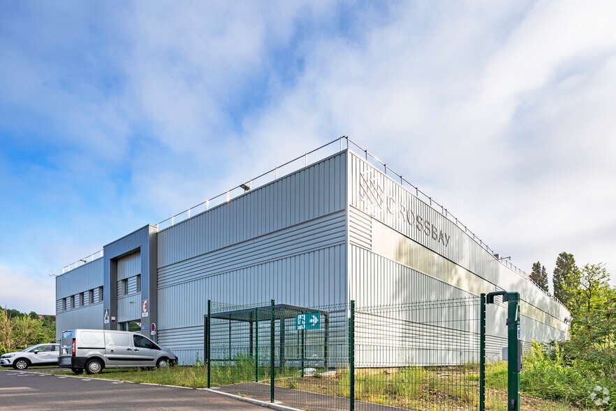 17 Rue D'Epluches, SAINT-OUEN-L'AUMONE à louer - Photo de l’immeuble – Image 2 sur 7