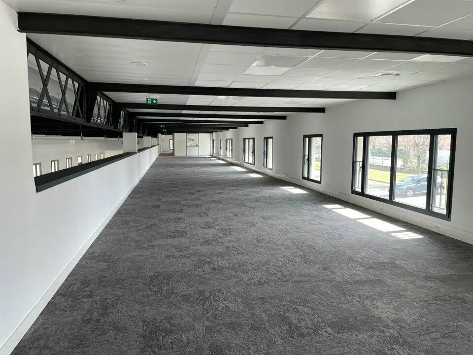 Bureau dans Vénissieux à vendre Photo intérieure– Image 1 sur 13