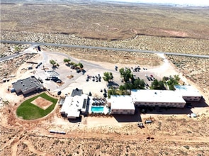 MM 28 Highway 276 Lodge, Lake Powell, UT - Vue aérienne  vue de carte