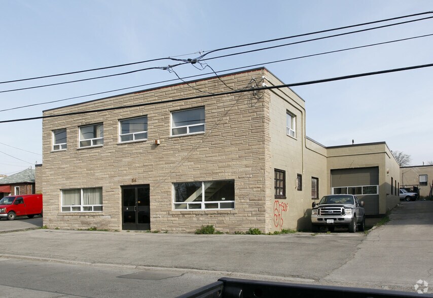 54 Newcastle St, Toronto, ON à louer - Photo principale – Image 1 sur 2