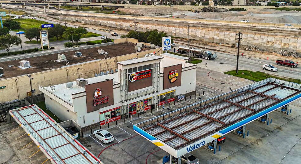 THREE C-STORES & ONE CAR WASH portefeuille de 4 biens à vendre sur LoopNet.fr - Photo de l’immeuble – Image 1 sur 22
