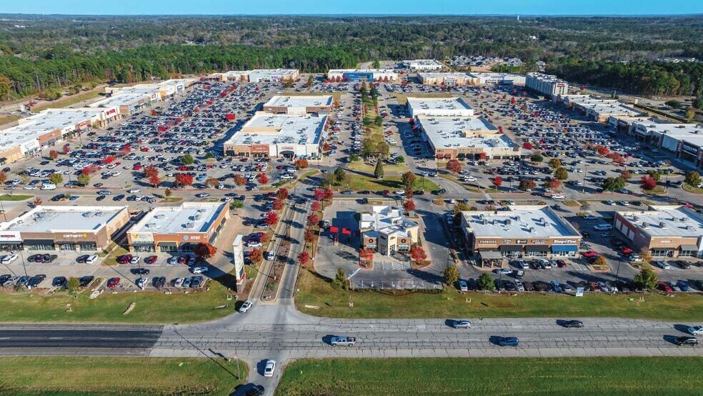 8926 S Broadway Ave, Tyler, TX à louer - Photo principale – Image 1 sur 14