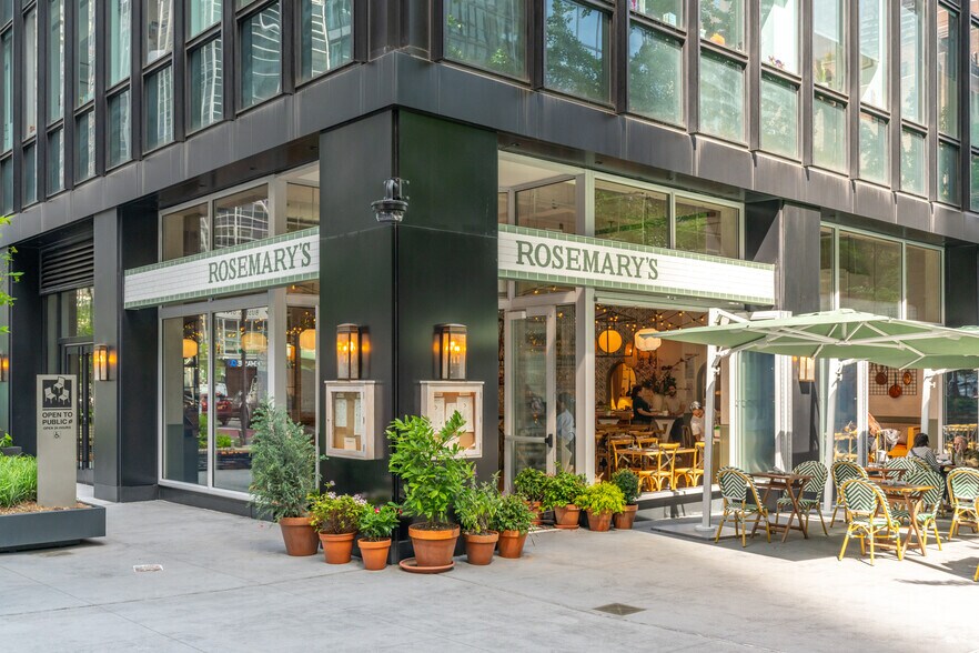 825 Third Ave, New York, NY à louer - Photo de l’immeuble – Image 3 sur 15