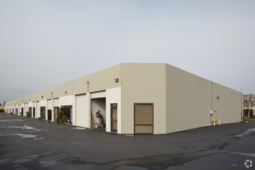 14392 Hoover St, Westminster, CA à louer - Photo principale – Image 1 sur 4