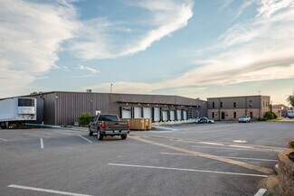 Plus de détails pour 700 Swan Dr, Smyrna, TN - Industriel/Logistique à louer