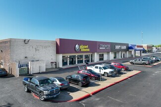 Plus de détails pour 1663 W Henderson St, Cleburne, TX - Local commercial à louer