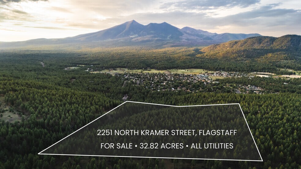 2251 Kramer St, Flagstaff, AZ à vendre - Photo principale – Image 1 sur 74