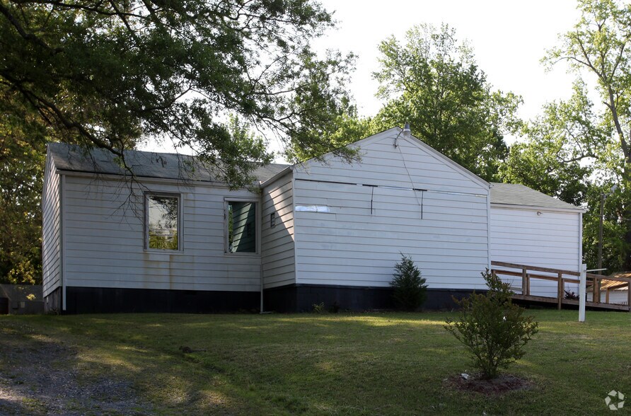 116 Mineral Springs Rd, Durham, NC à vendre - Photo principale – Image 1 sur 3