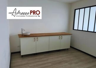 Plus de détails pour Local commercial à louer