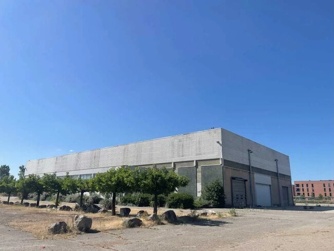 Plus de détails pour Industriel/Logistique à vendre