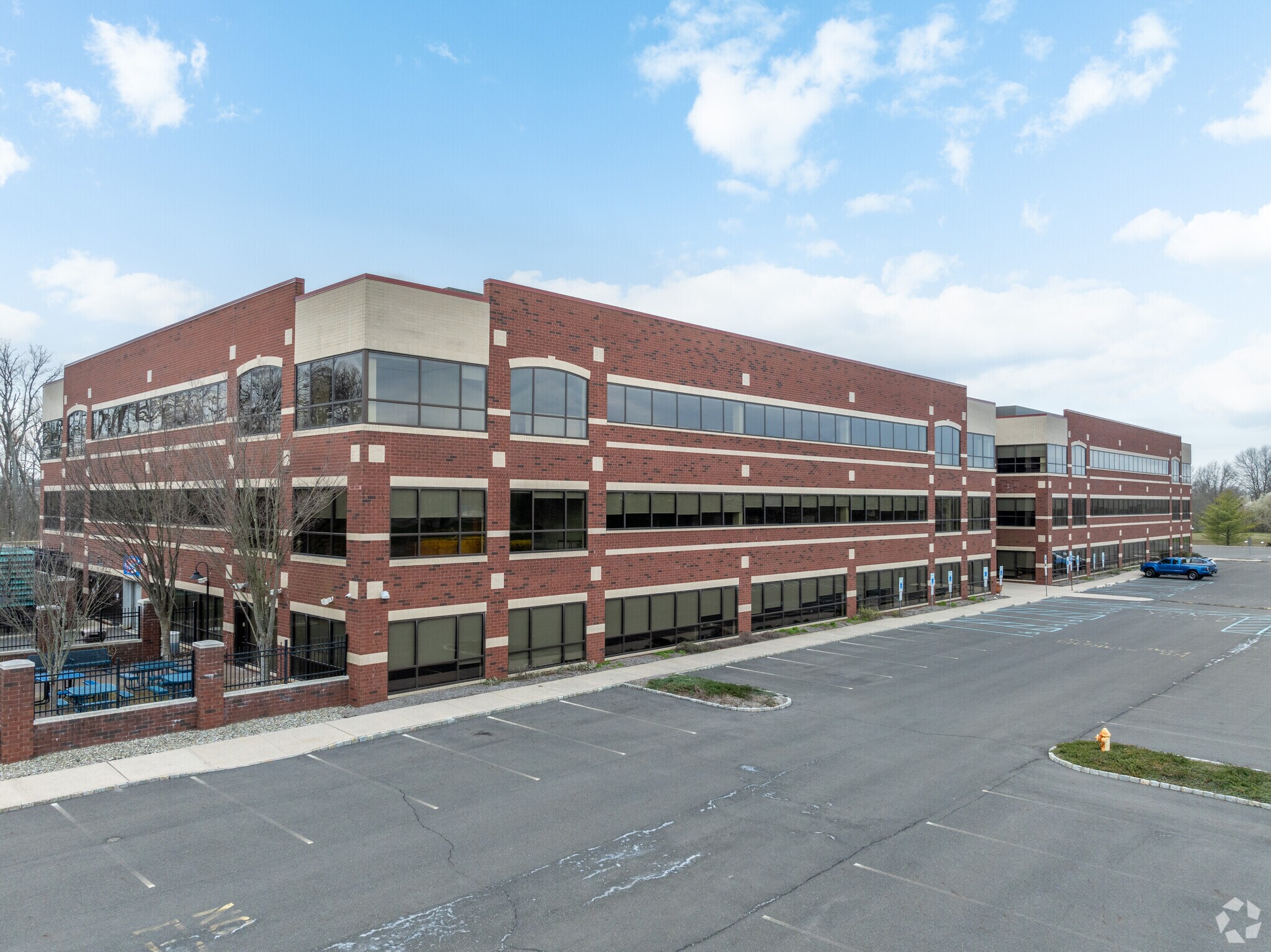 700 Horizon Dr, Trenton, NJ à louer Photo principale– Image 1 sur 7