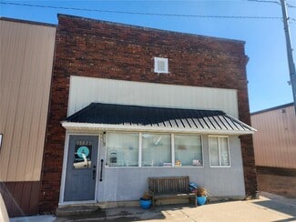 Plus de détails pour 318 Locust St NE, Blairstown, IA - Local commercial à vendre