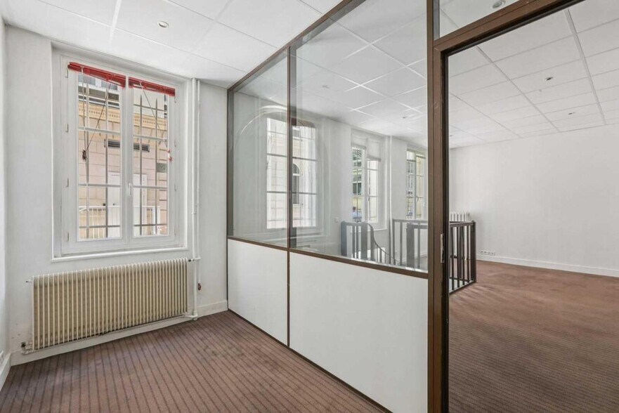 15 Rue De Londres, Paris à louer - Photo intérieure – Image 2 sur 20