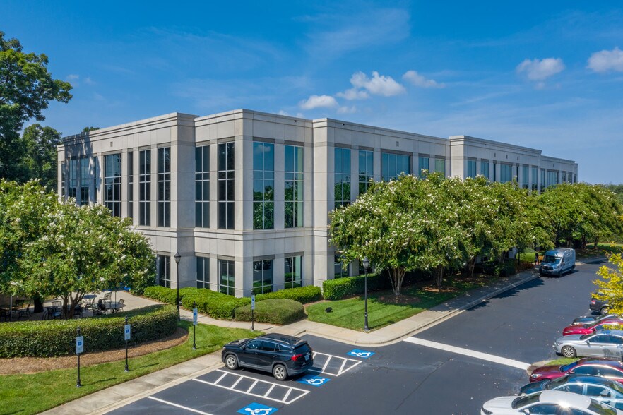 13950 Ballantyne Corporate Pl, Charlotte, NC à louer - Photo principale – Image 1 sur 3