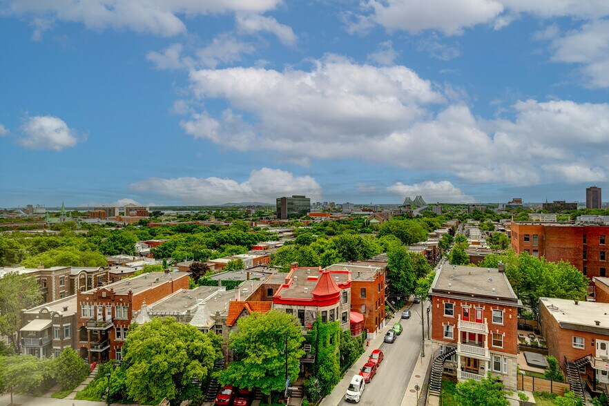 1851 Rue Sherbrooke E, Montréal, QC à louer - Photo de l’immeuble – Image 2 sur 5