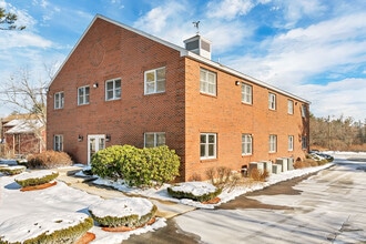 5 Buttrick Rd, Londonderry, NH à louer Photo de l’immeuble– Image 2 sur 32