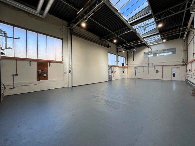 42 Wrest Park, Silsoe à louer - Photo de l’immeuble – Image 1 sur 16
