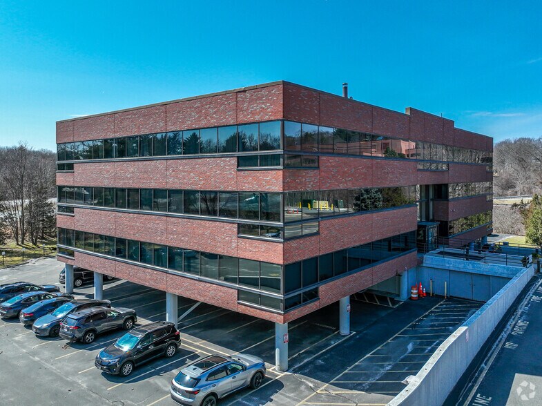 80 Hayden Ave, Lexington, MA à louer - Photo de l’immeuble – Image 3 sur 5