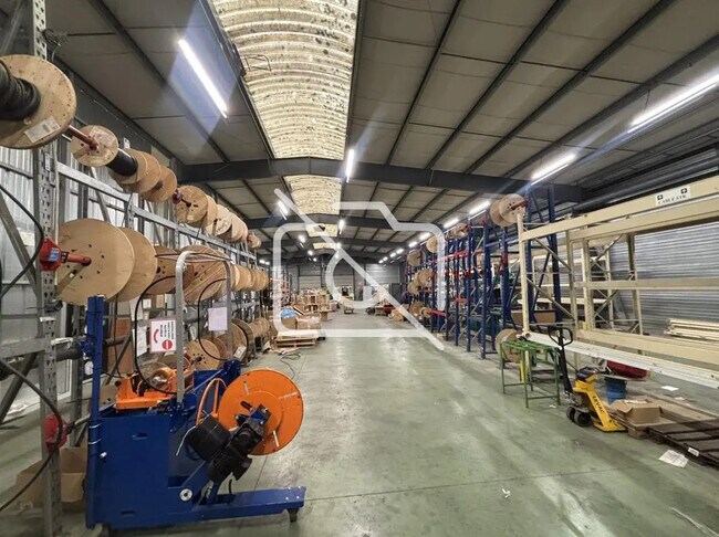 Plus de détails pour Bureau à louer